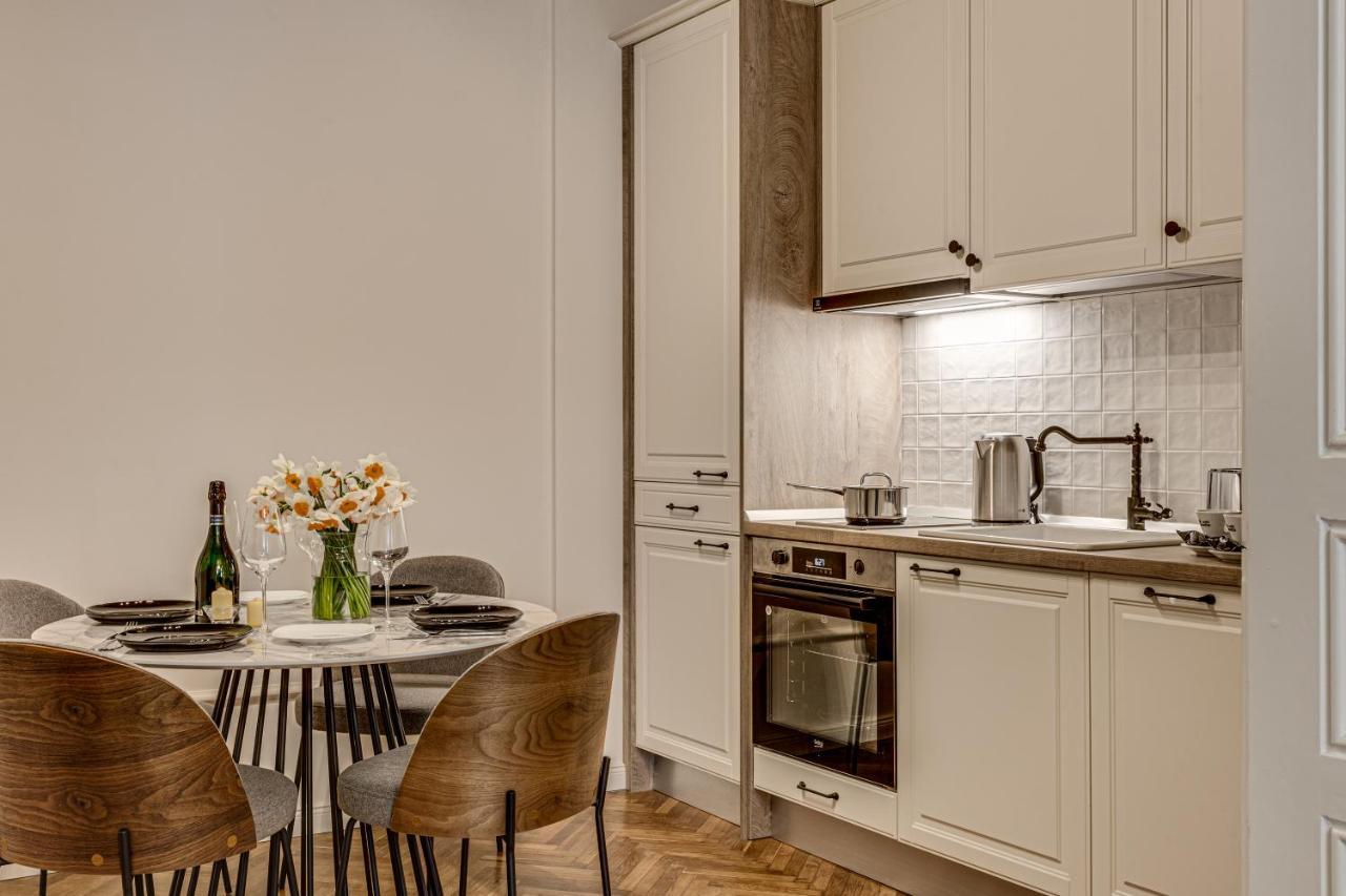 Central Family Apartment Arad Exterior foto