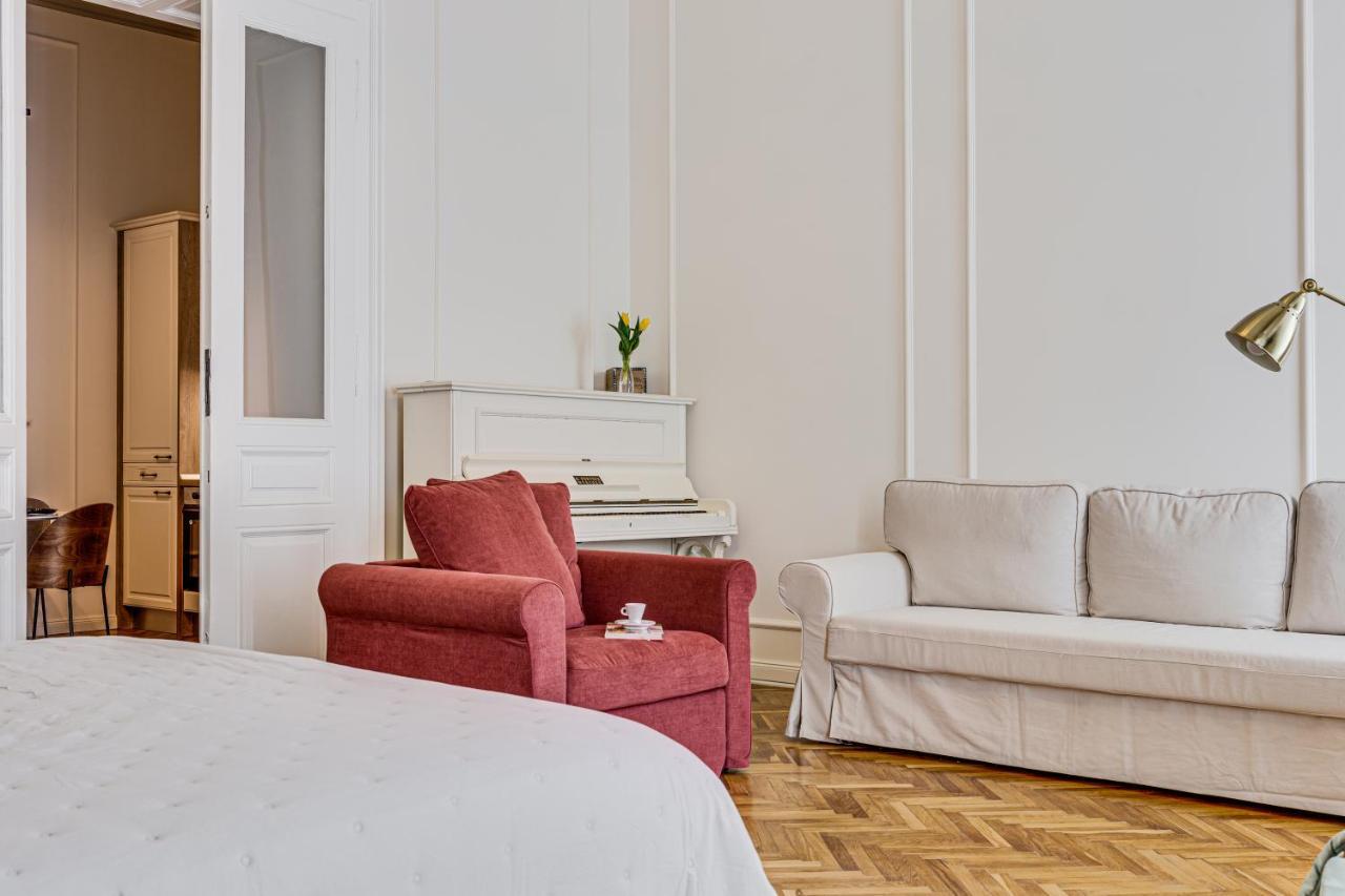 Central Family Apartment Arad Exterior foto